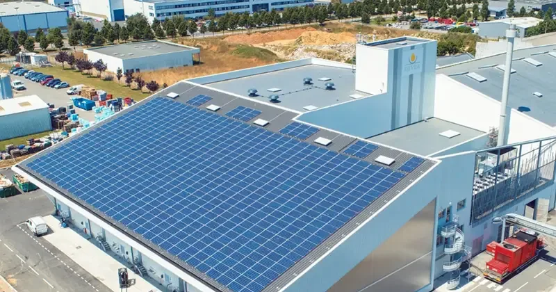Terre Solaire - installateur de panneaux photovoltaïques pour les pros — installateur de panneaux solaires